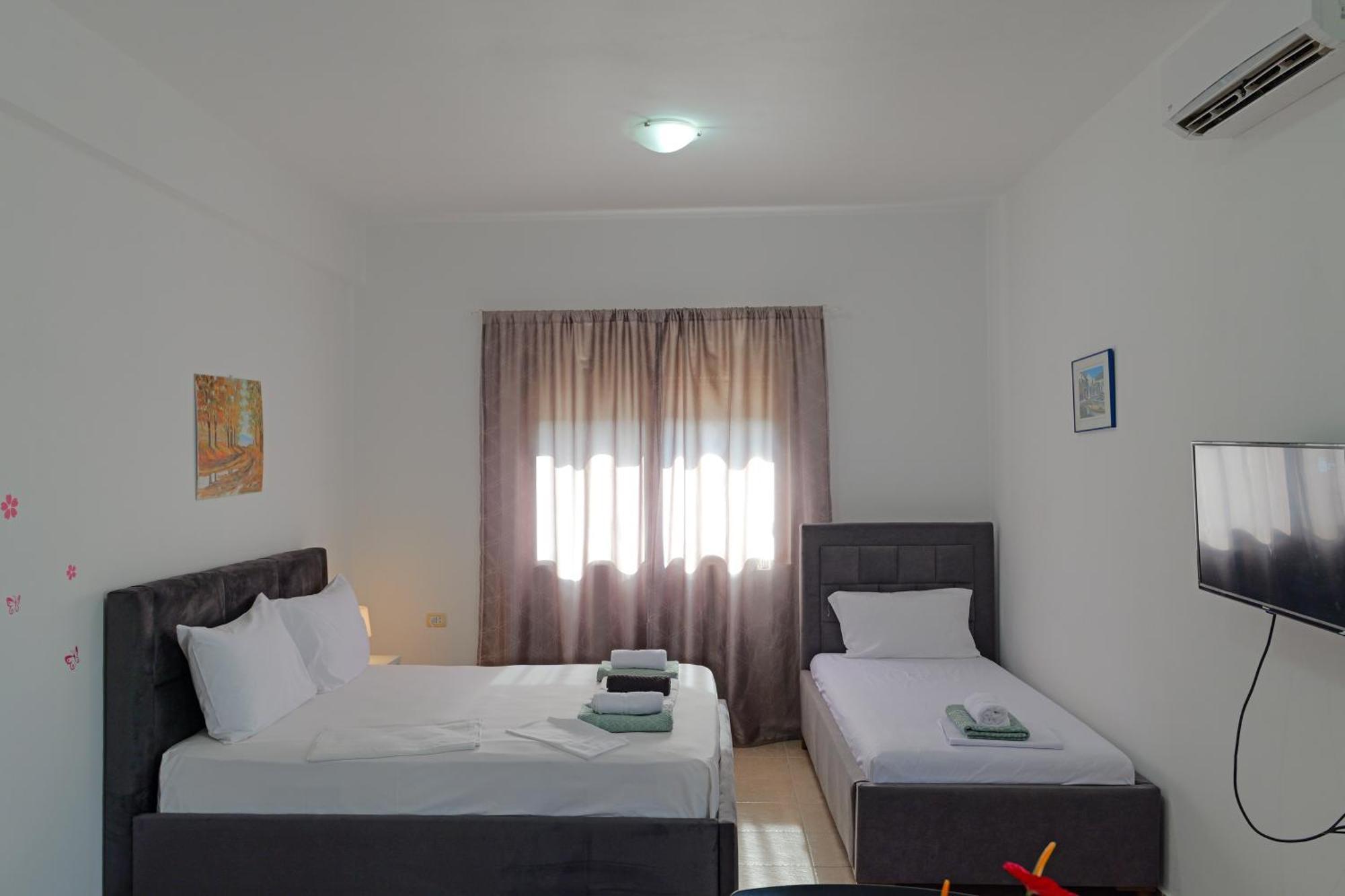 Central Garden Residence Sofia - Free Parking Ksamil Exterior foto