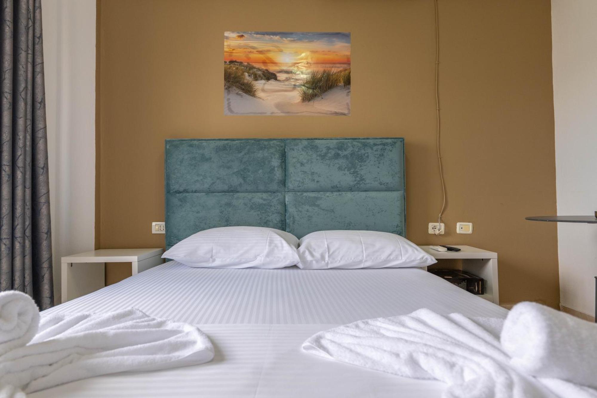 Central Garden Residence Sofia - Free Parking Ksamil Exterior foto